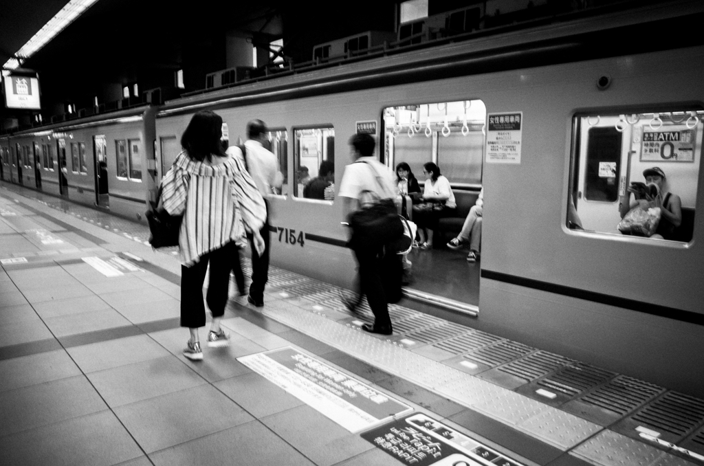 女性専用車両.
