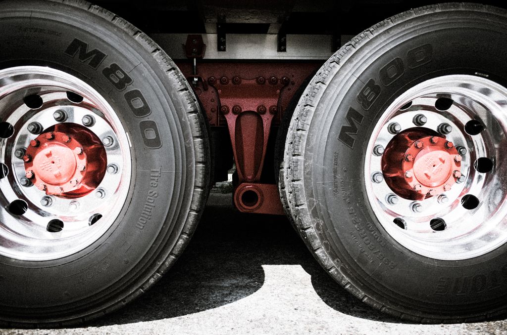 tire & wheels.