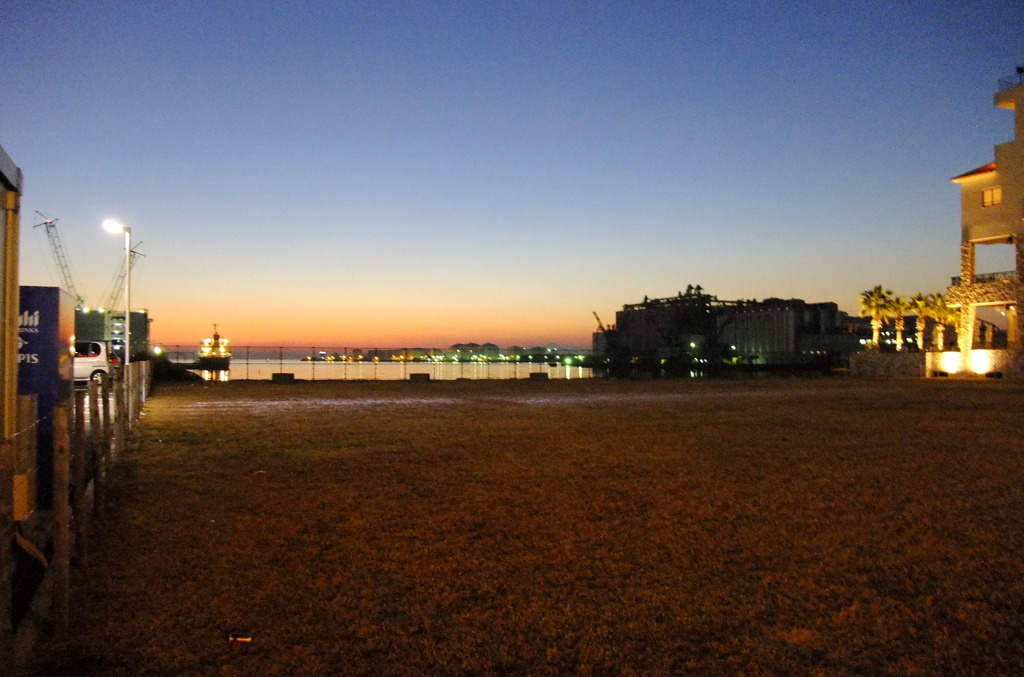 F200EXR-0137