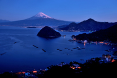 内浦