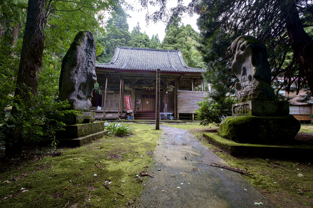 不動院　門前