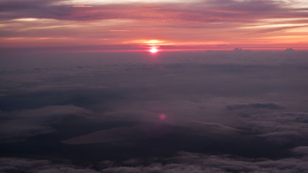 富士山頂ご来光9