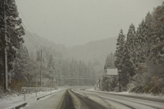 吹雪の峠越え