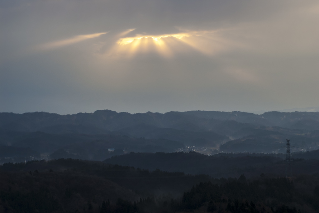 雲切れる