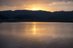 貯水池からの夕日