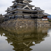 水鏡の松本城