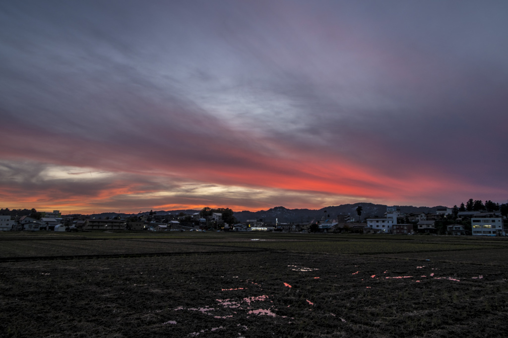 雲流れて