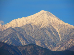 朝の常念岳