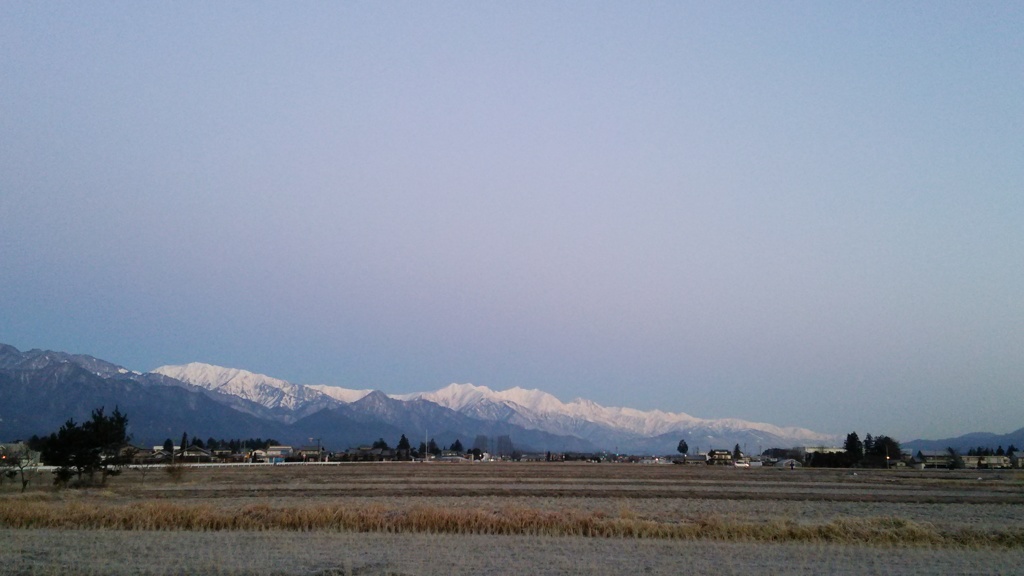 朝陽があがる前