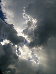 雷 鳴る雲