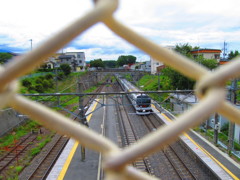 歩道橋から電車