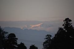 山の向こうの山