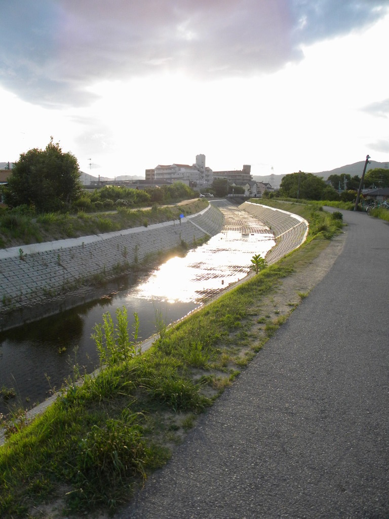 河