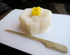 和菓子を頂く