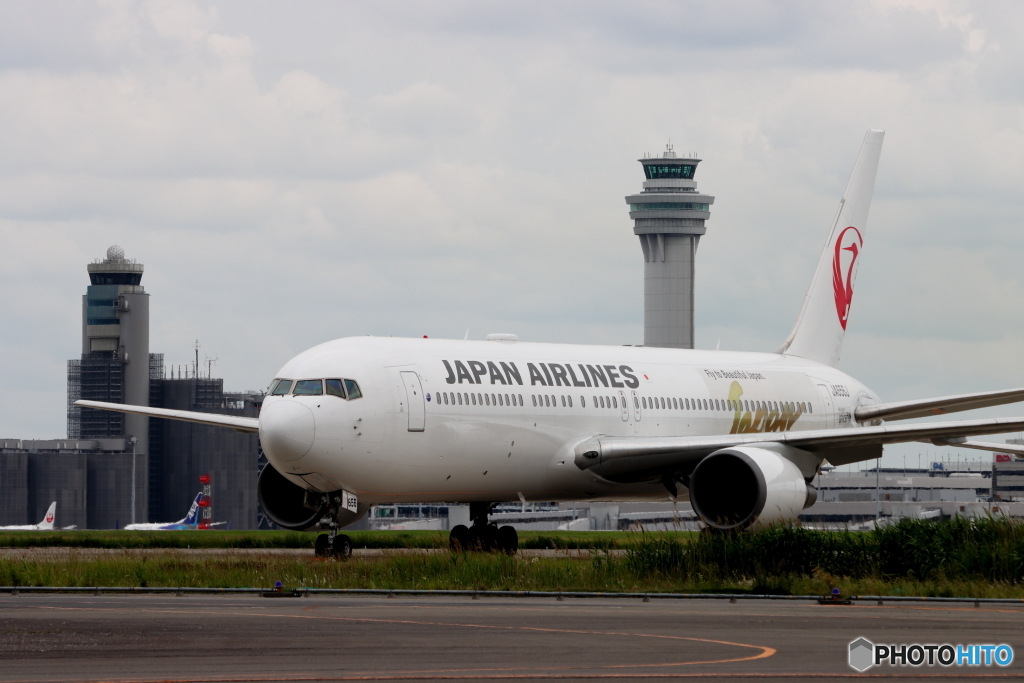 B767