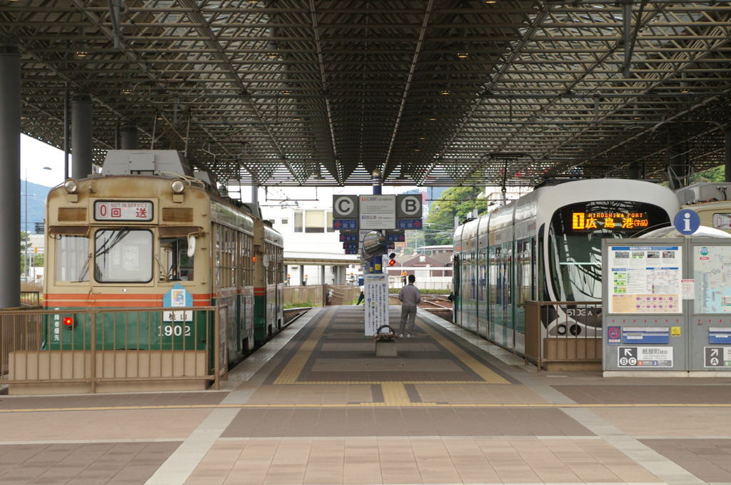 広島港駅