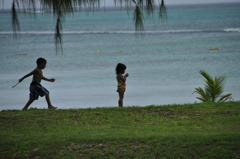 浜辺の子供