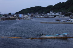 島の漁港