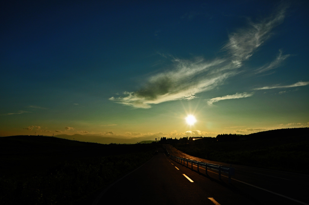 高原の夕日