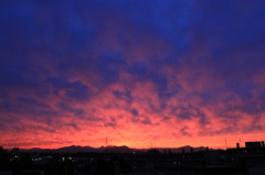 嵐の前の夕焼け
