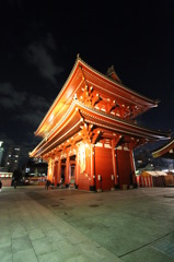 宝蔵門