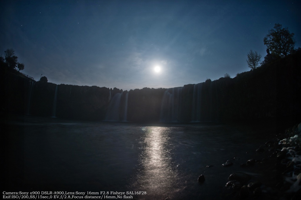 Waterfall of moonlight night☆