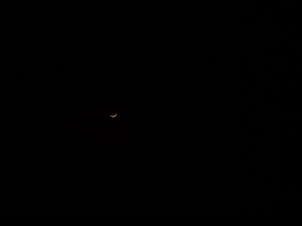 18:59