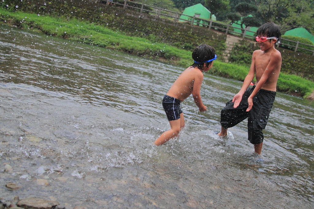 水遊び　白兵戦