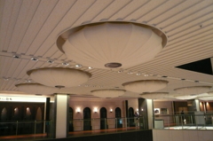 レストラン・フロア