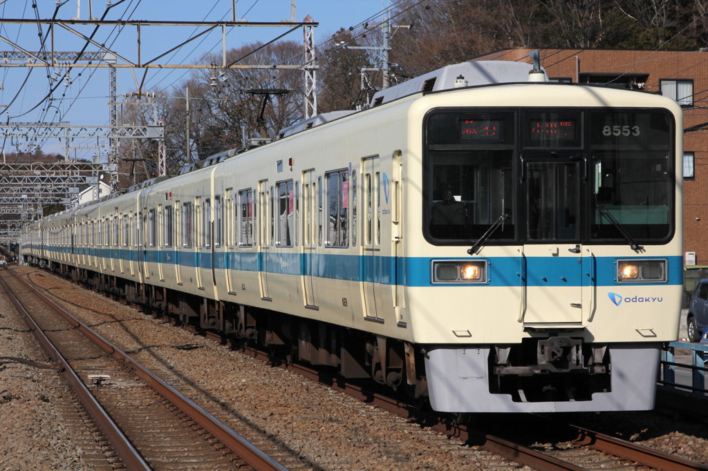 小田急 8000形