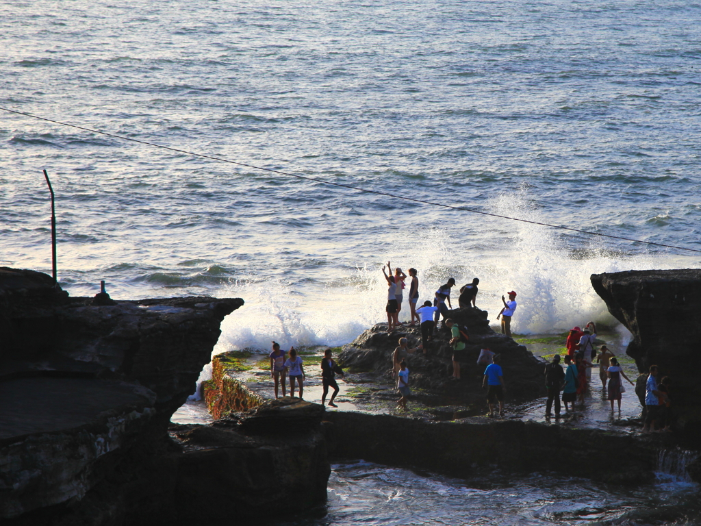 タナロット寺院　海岸　Tanah Lot