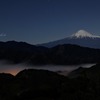 雲海の夜