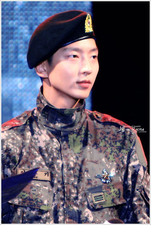 229531_212035212162701_112384868794403_6