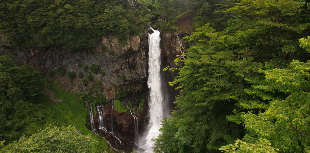 華厳の滝　全景