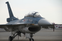 Ｆ-２