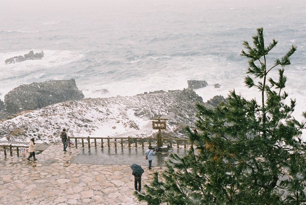 東尋坊Ｈ23.01.30荒天