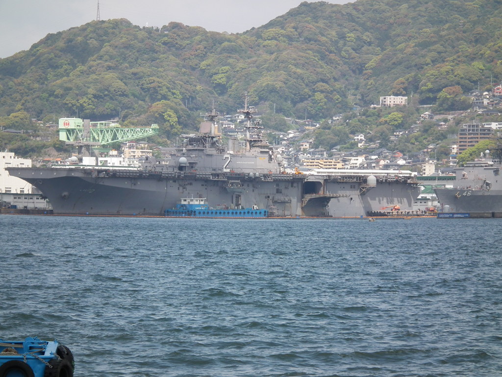 米海軍　エセックス