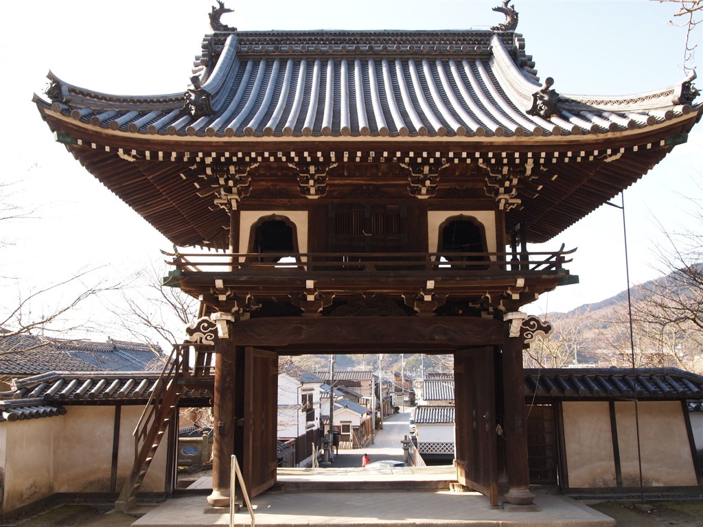 門