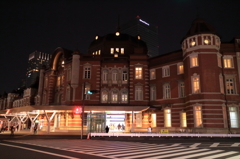 東京駅　丸の内南口