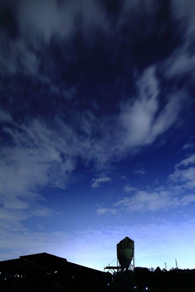 牧場の夜空