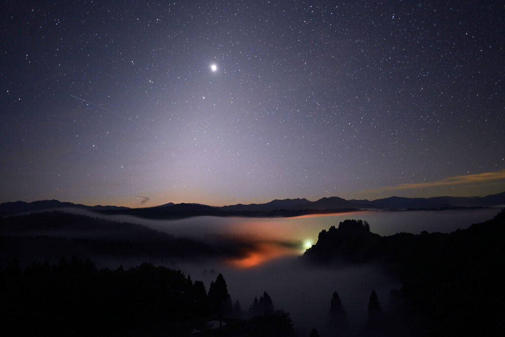 未明の雲海