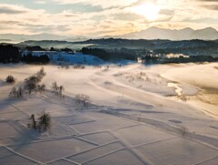 越後三山と信濃川