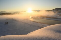 河岸段丘から望む