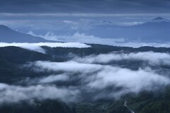 未明の雲海