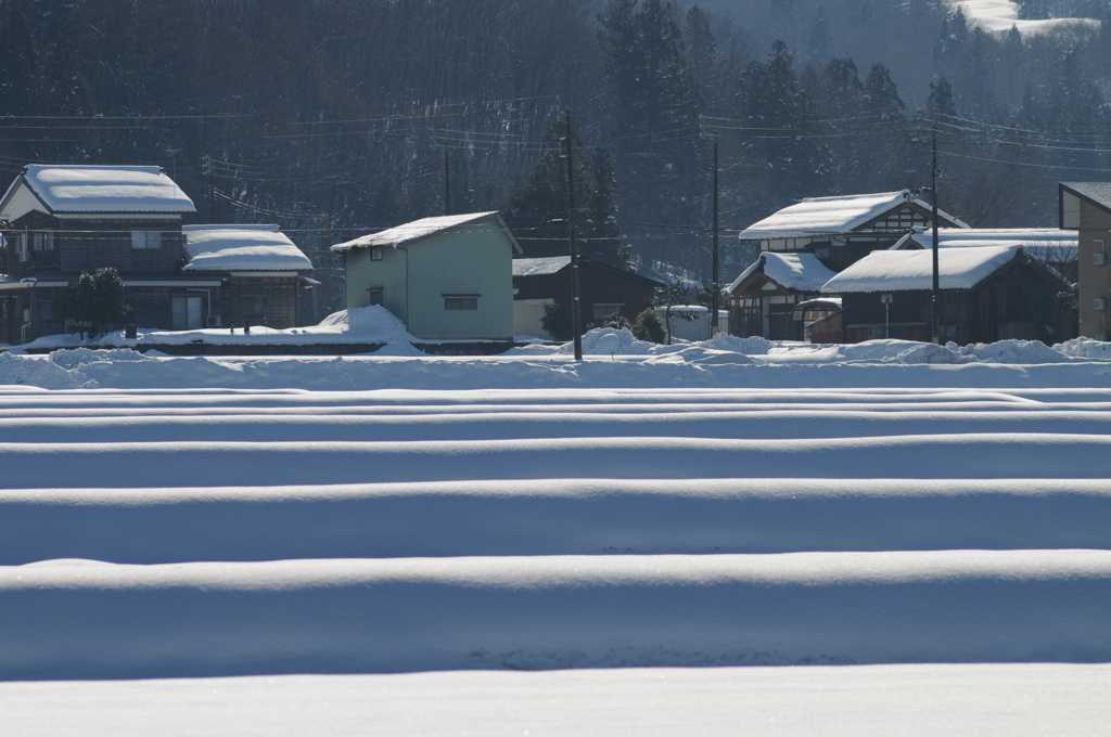 里山雪景色