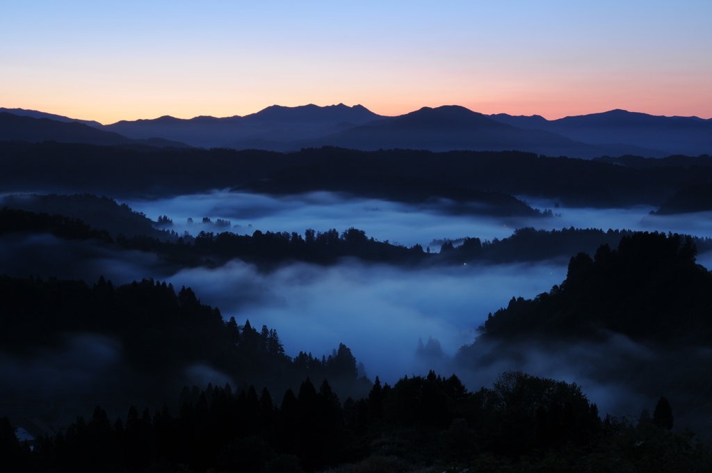 霧の山古志