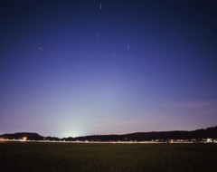 流れ星でしょうか？