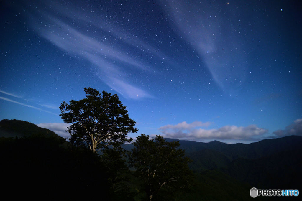 枝折峠の星景