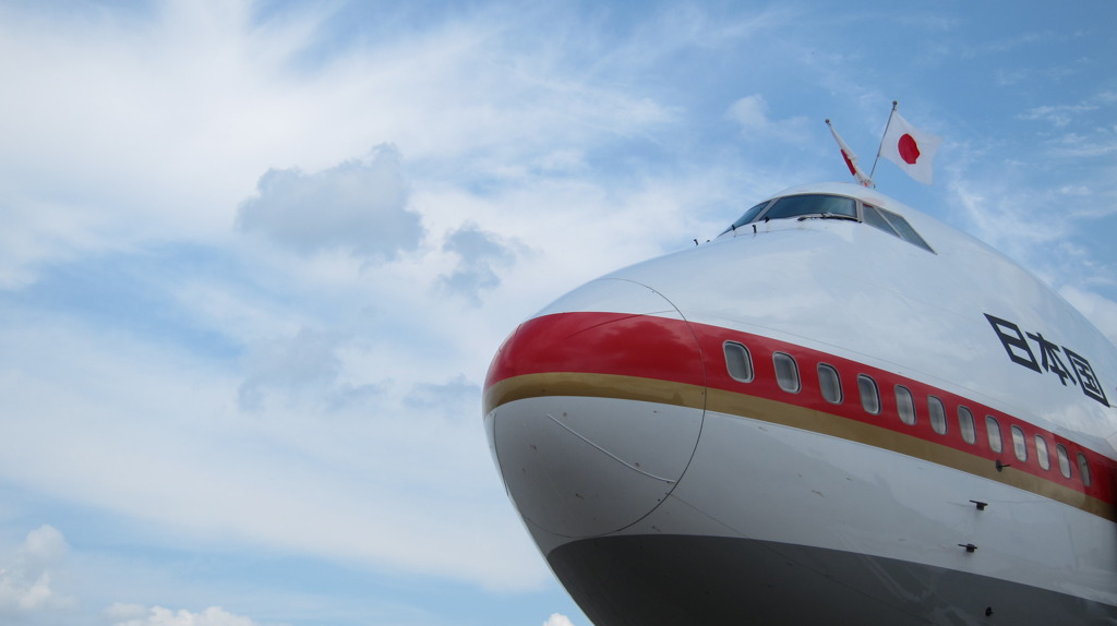 政府の専用の飛行機　KAN１号