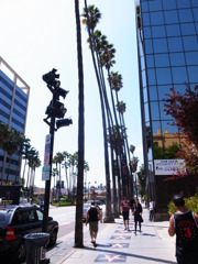 LA